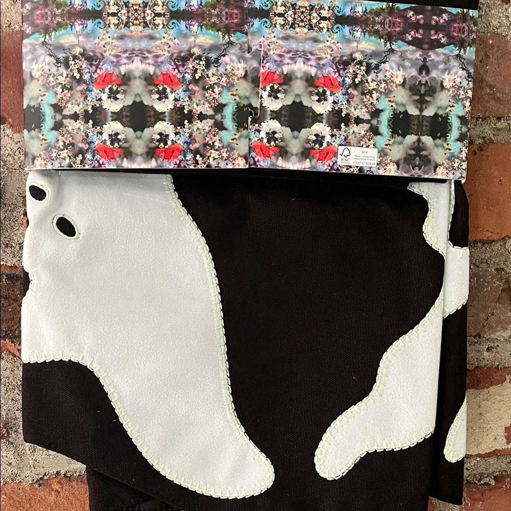 Cynthia Rowley Glow Ghost Mantel Scarf